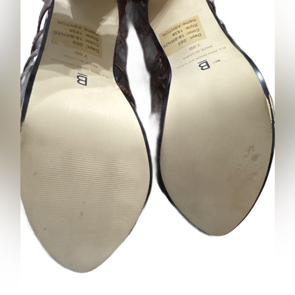 Bakers New with box bronze peep toe gladiator booties - Picture 4 of 4